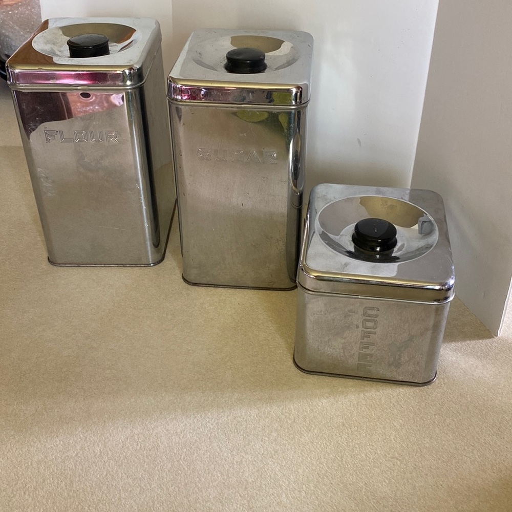 1960’s Lincoln Beauty Ware marked set of 3 chrome lidded canisters